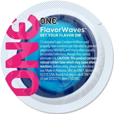 Ароматизований презерватив ONE FlavorWaves Fresh Mint, 1 шт, яскраво-синій, запах м'яти SX0752 фото