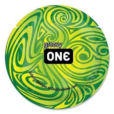 Презерватив ONE Glowing Pleasures, 1 шт, світиться у темряві, зі змащенням SX0747 фото